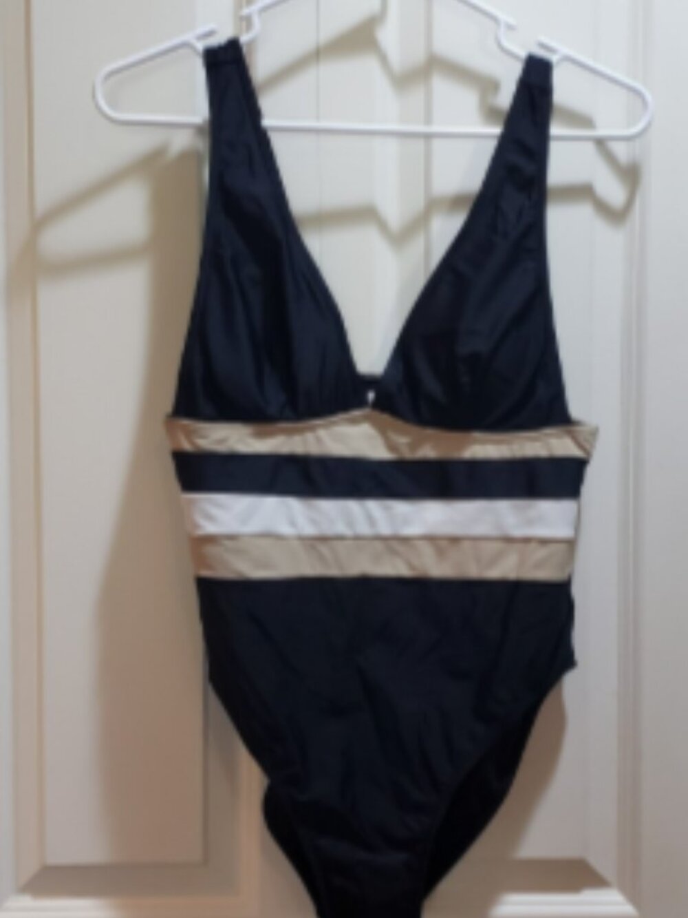 Pink Lily Black Tan White Stripe Slimming Built In Bra One Piece Swimsuit Size M